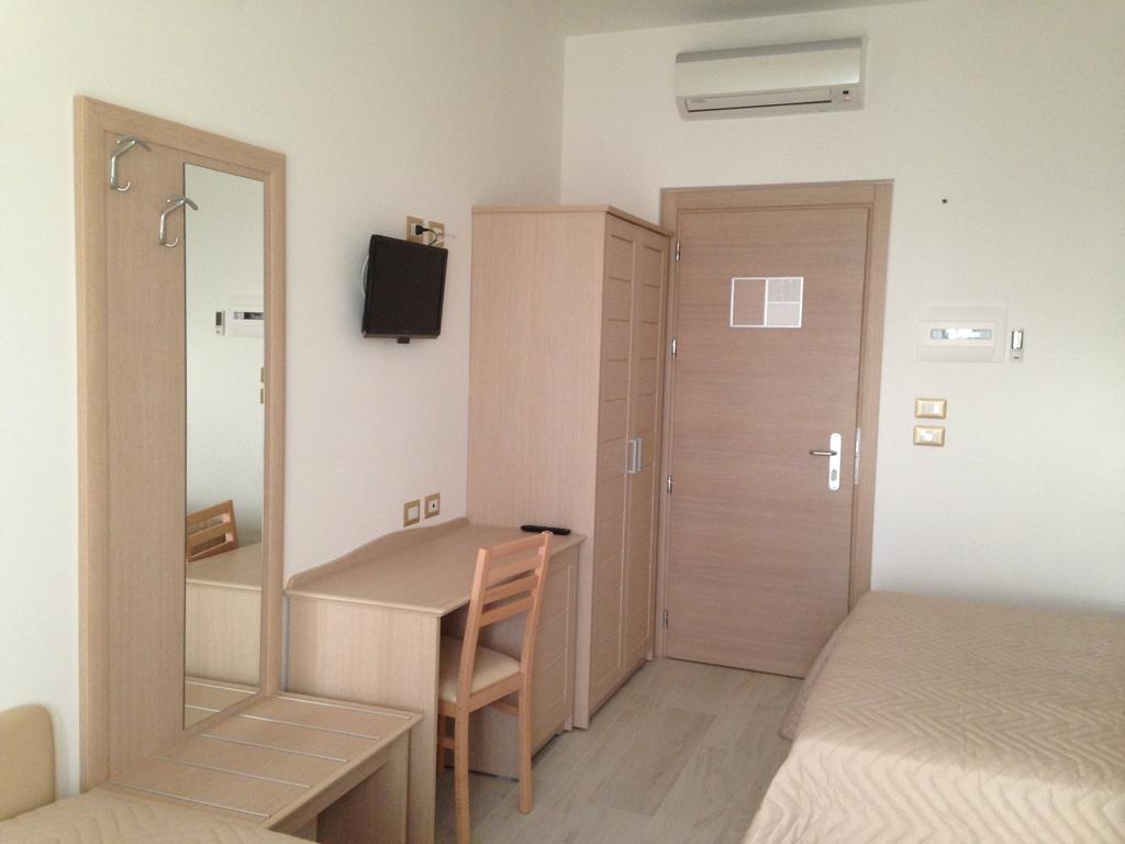 פסקיצ'י Hotel Incanto חדר תמונה