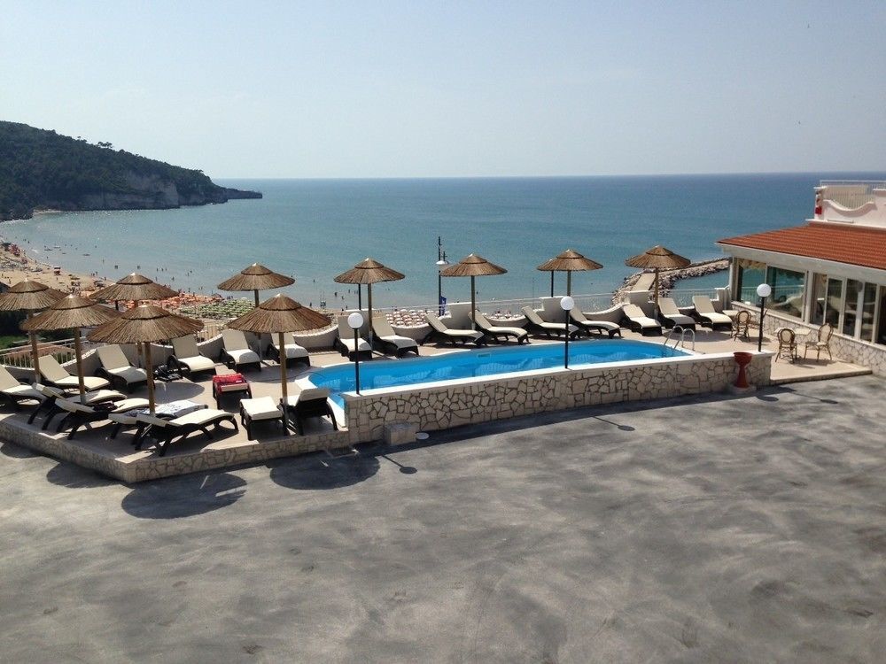 פסקיצ'י Hotel Incanto מראה חיצוני תמונה