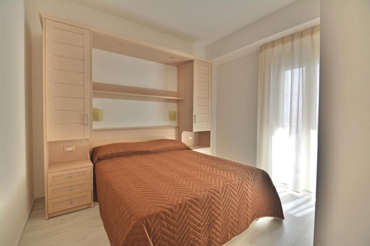 פסקיצ'י Hotel Incanto מראה חיצוני תמונה