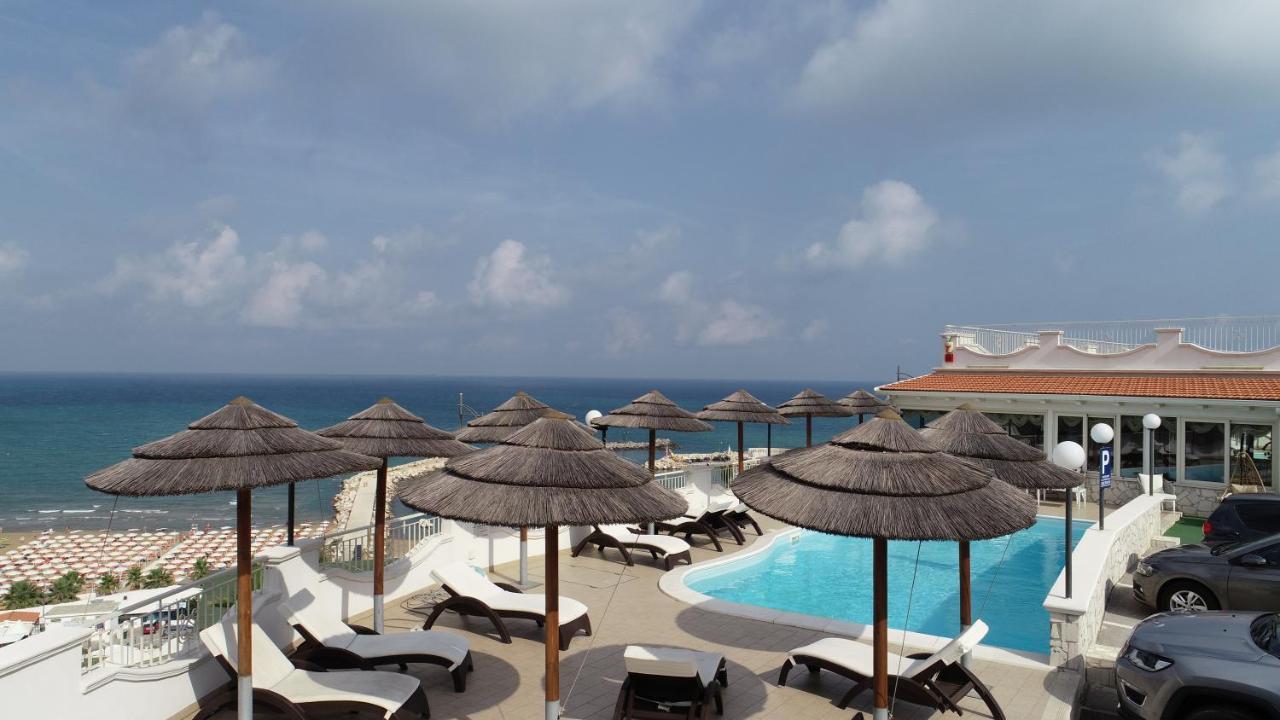 פסקיצ'י Hotel Incanto מראה חיצוני תמונה
